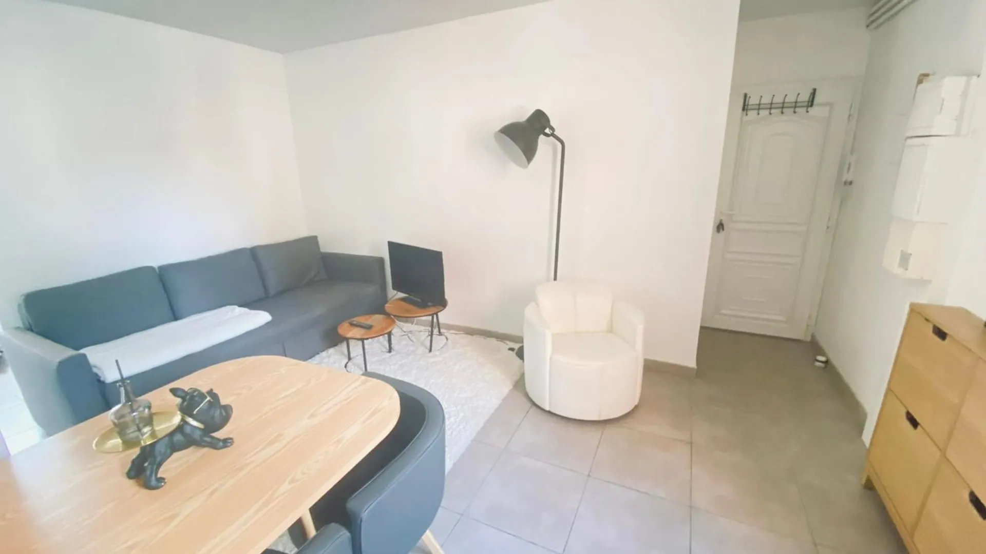 Bright 2-Bedroom Apartment Toulouse